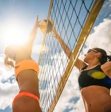 📺 高尔夫频道 ｜ #AusPGA 来源：GolfChannel官方推特领先榜上群雄并起！